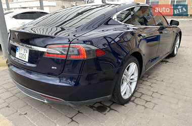 Лифтбек Tesla Model S 2014 в Полтаве