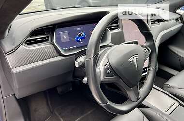 Лифтбек Tesla Model S 2019 в 