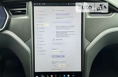 Лифтбек Tesla Model S 2019 в 