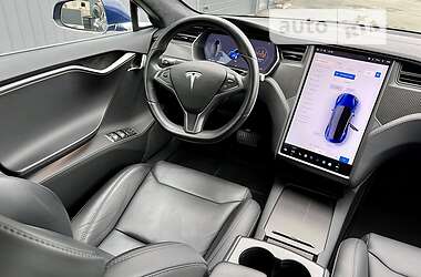 Лифтбек Tesla Model S 2019 в Киеве