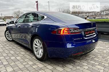 Лифтбек Tesla Model S 2019 в 
