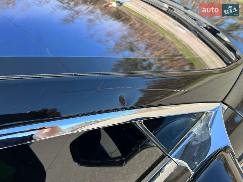 Ліфтбек Tesla Model S 2016 в Харкові