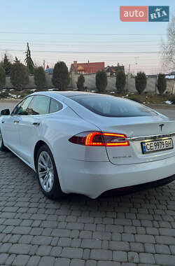 Хетчбек Tesla Model S 2017 в Чернівцях