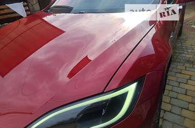 Ліфтбек Tesla Model S 2018 в Хмельницькому