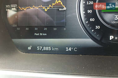 Седан Tesla Model S 2013 в 
