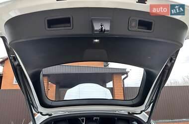 Ліфтбек Tesla Model S 2017 в 
