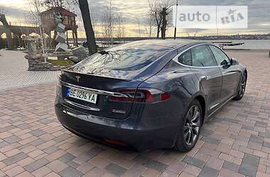Лифтбек Tesla Model S 2016 в Николаеве