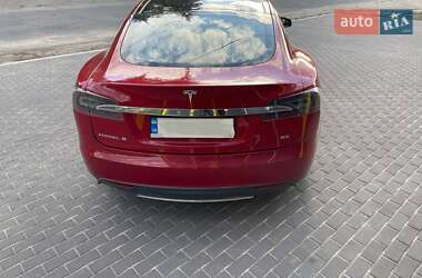 Ліфтбек Tesla Model S 2014 в Мукачевому