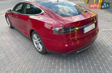 Ліфтбек Tesla Model S 2014 в Мукачевому