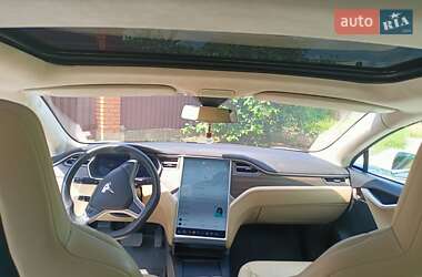 Ліфтбек Tesla Model S 2016 в 