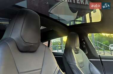 Ліфтбек Tesla Model S 2016 в Вінниці