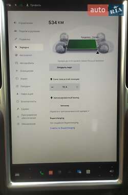 Ліфтбек Tesla Model S 2016 в Вінниці