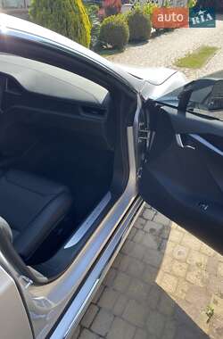 Лифтбек Tesla Model S 2018 в Житомире