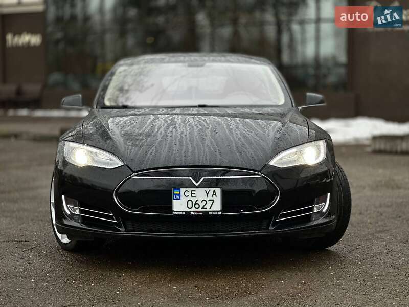 Ліфтбек Tesla Model S 2013 в Києві