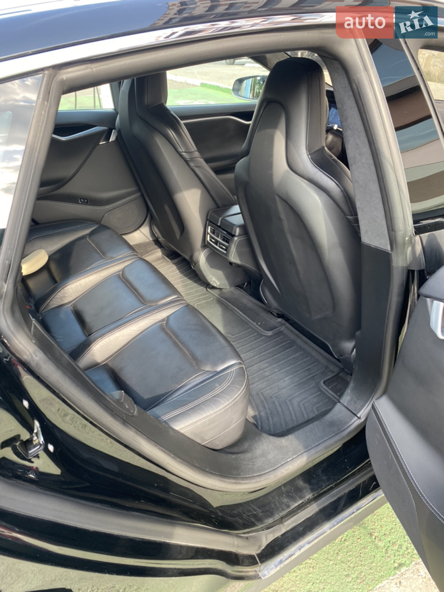 2015 Tesla Model S - мініатюра 9