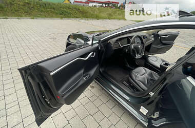 Лифтбек Tesla Model S 2014 в 