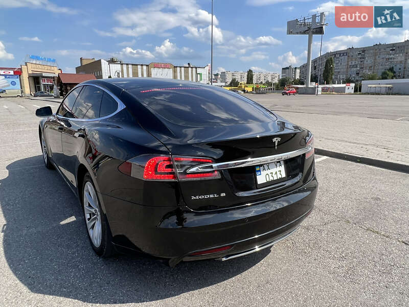 Ліфтбек Tesla Model S 2016 в Харкові фото 8 Ліфтбек Tesla Model S 2016 в Харкові