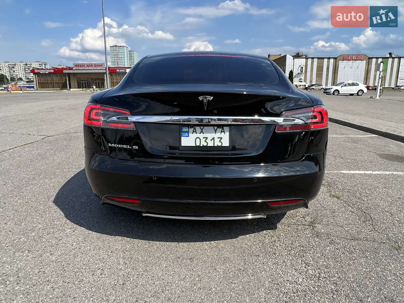 Ліфтбек Tesla Model S 2016 в Харкові фото 7 Ліфтбек Tesla Model S 2016 в Харкові