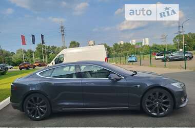 Ліфтбек Tesla Model S 2018 в Києві