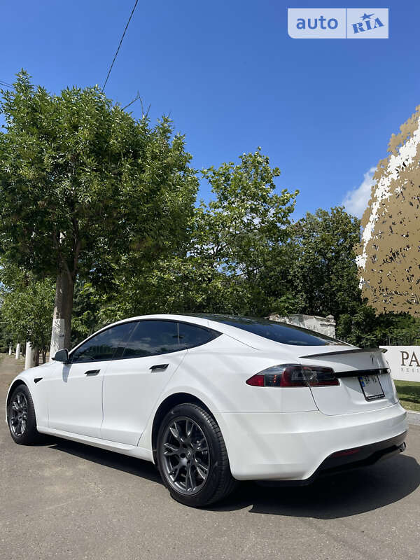 Лифтбек Tesla Model S 2022 в Одессе