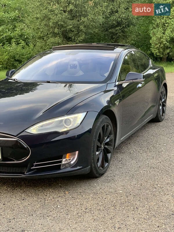Лифтбек Tesla Model S 2013 в Ивано-Франковске фото 8 Лифтбек Tesla Model S 2013 в Ивано-Франковске