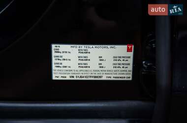 Лифтбек Tesla Model S 2015 в Черкассах