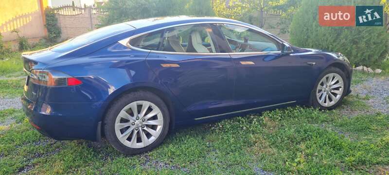 Ліфтбек Tesla Model S 2018 в Харкові фото 7 Ліфтбек Tesla Model S 2018 в Харкові