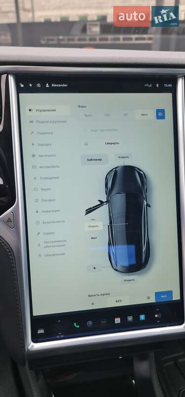 Лифтбек Tesla Model S 2015 в Каменец-Подольском