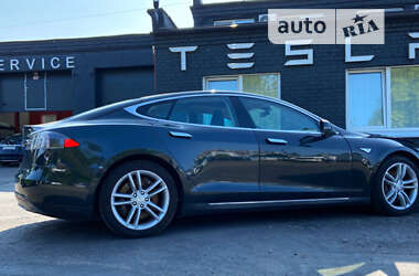 Лифтбек Tesla Model S 2013 в Киеве