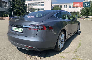 Лифтбек Tesla Model S 2013 в Киеве