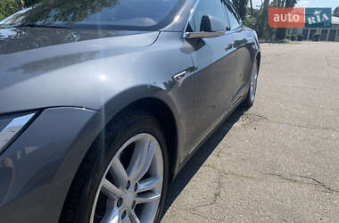 Лифтбек Tesla Model S 2013 в Киеве