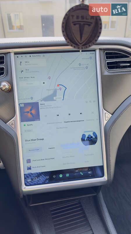 Лифтбек Tesla Model S 2013 в Киеве