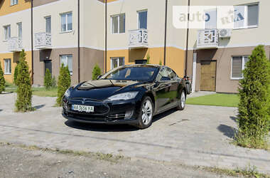 Лифтбек Tesla Model S 2013 в Киеве