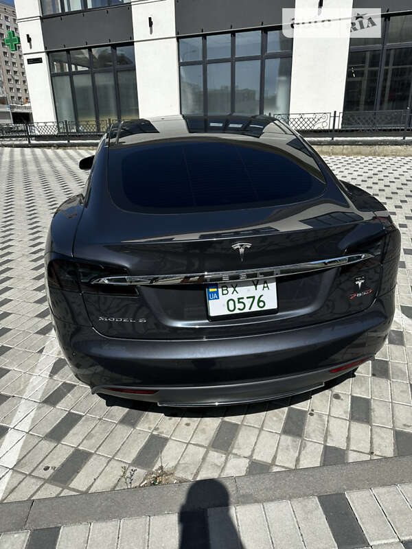 Лифтбек Tesla Model S 2014 в Хмельницком
