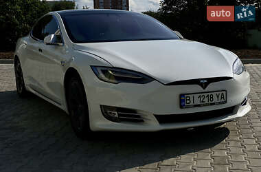 Лифтбек Tesla Model S 2018 в Полтаве