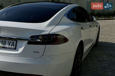Лифтбек Tesla Model S 2018 в Полтаве