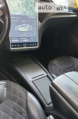 Лифтбек Tesla Model S 2014 в Ирпене