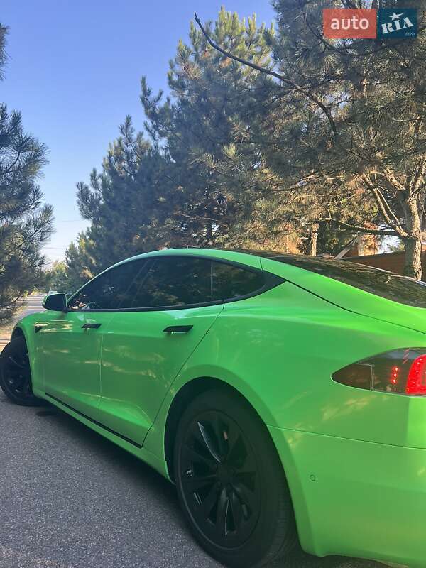 Лифтбек Tesla Model S 2019 в Днепре