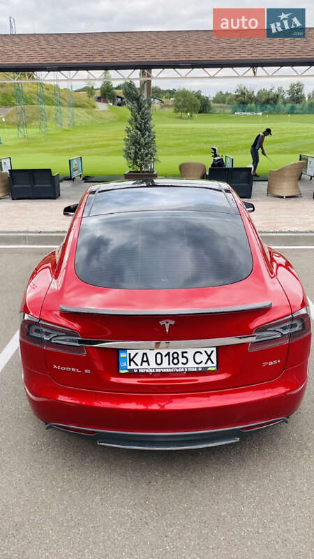 Лифтбек Tesla Model S 2014 в Киеве фото 7 Лифтбек Tesla Model S 2014 в Киеве