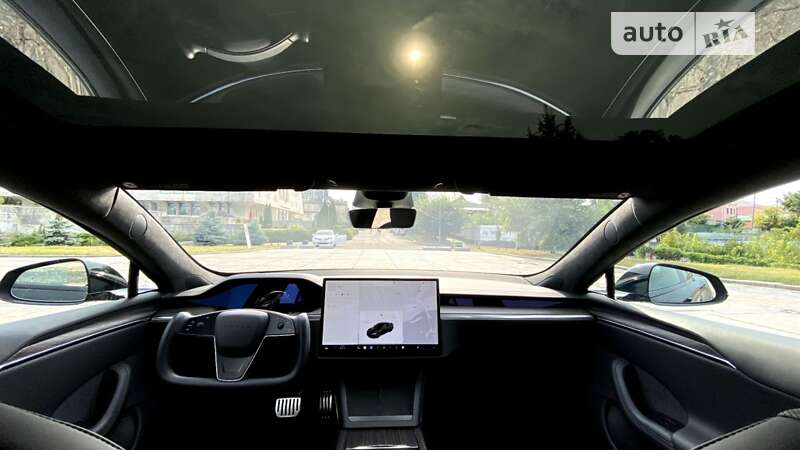 Лифтбек Tesla Model S 2021 в Черкассах