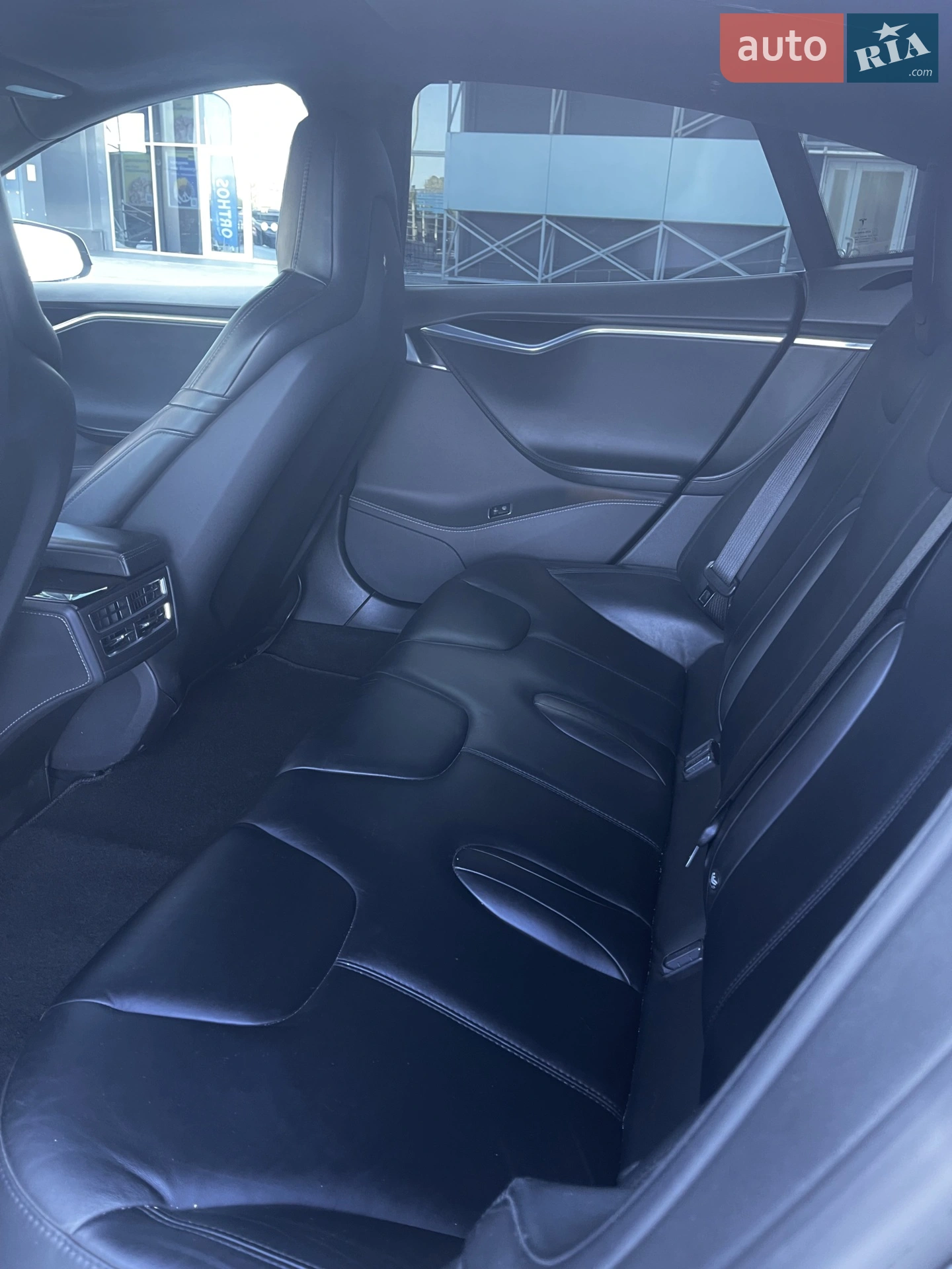 2015 Tesla Model S - мініатюра 18