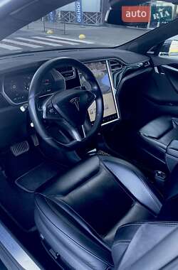 Ліфтбек Tesla Model S 2015 в Києві