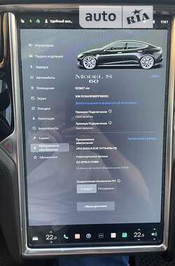 Лифтбек Tesla Model S 2014 в Николаеве