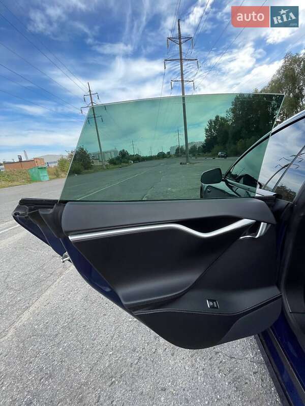 Лифтбек Tesla Model S 2017 в Полтаве фото 9 Лифтбек Tesla Model S 2017 в Полтаве