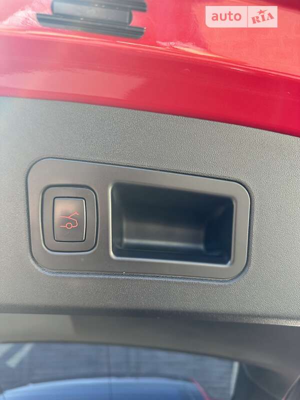Ліфтбек Tesla Model S 2016 в Білій Церкві