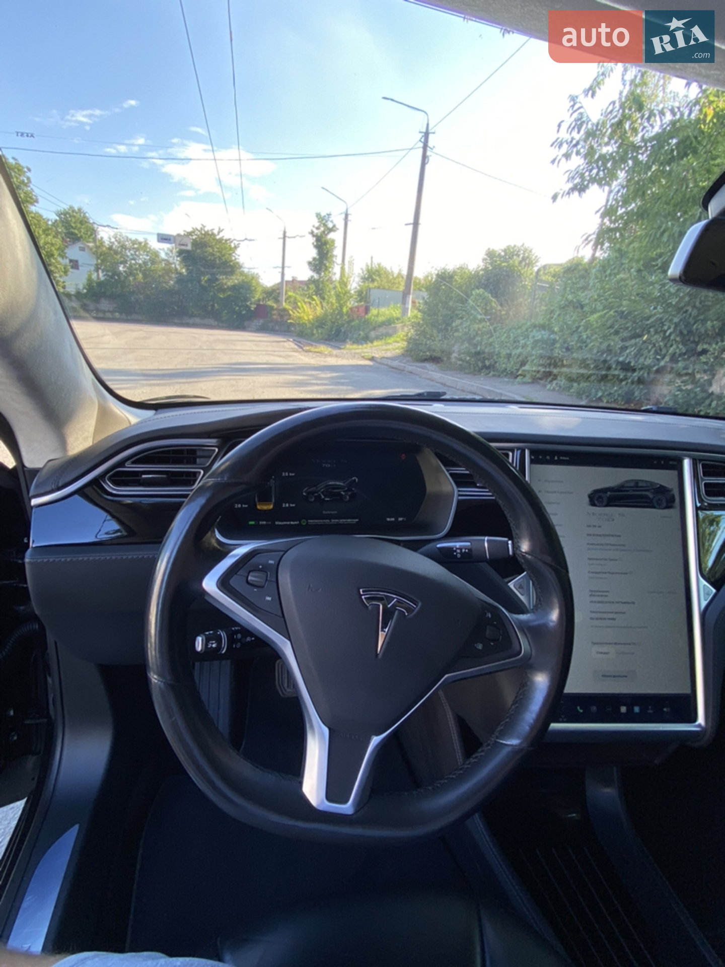 2015 Tesla Model S - мініатюра 14