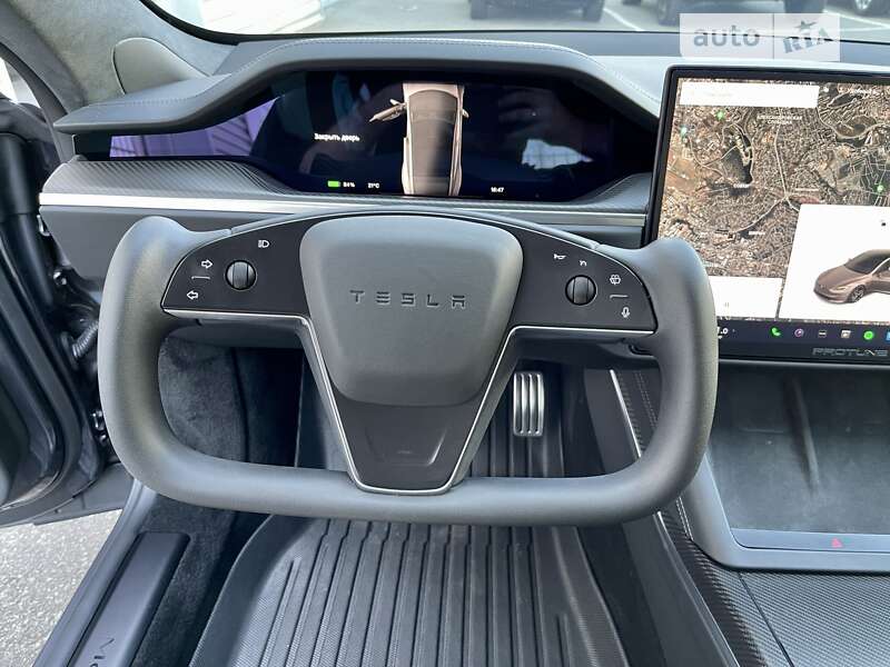 Лифтбек Tesla Model S 2022 в Киеве