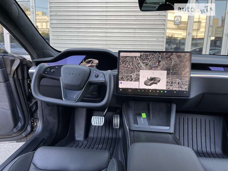 Лифтбек Tesla Model S 2022 в Киеве