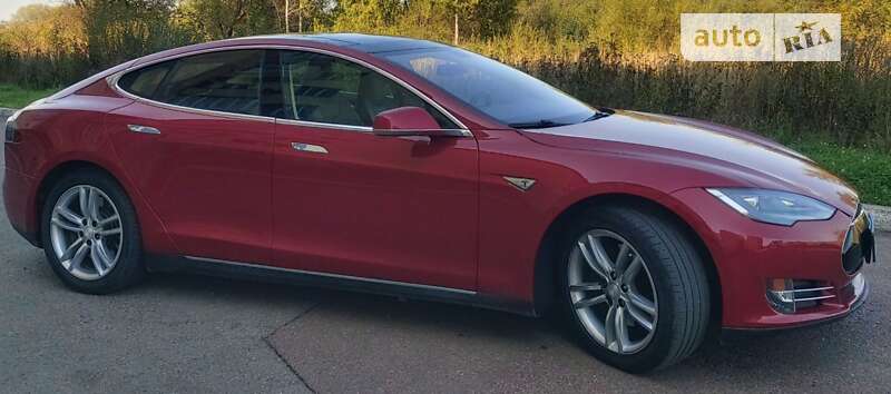 Ліфтбек Tesla Model S 2013 в Дрогобичі фото 9 Ліфтбек Tesla Model S 2013 в Дрогобичі