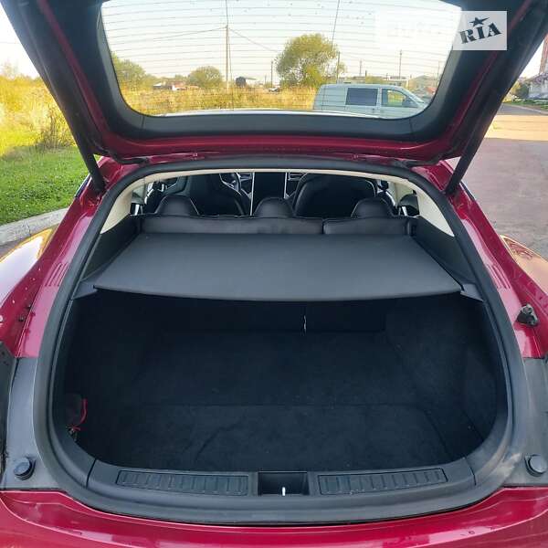 Ліфтбек Tesla Model S 2013 в Дрогобичі фото 12 Ліфтбек Tesla Model S 2013 в Дрогобичі